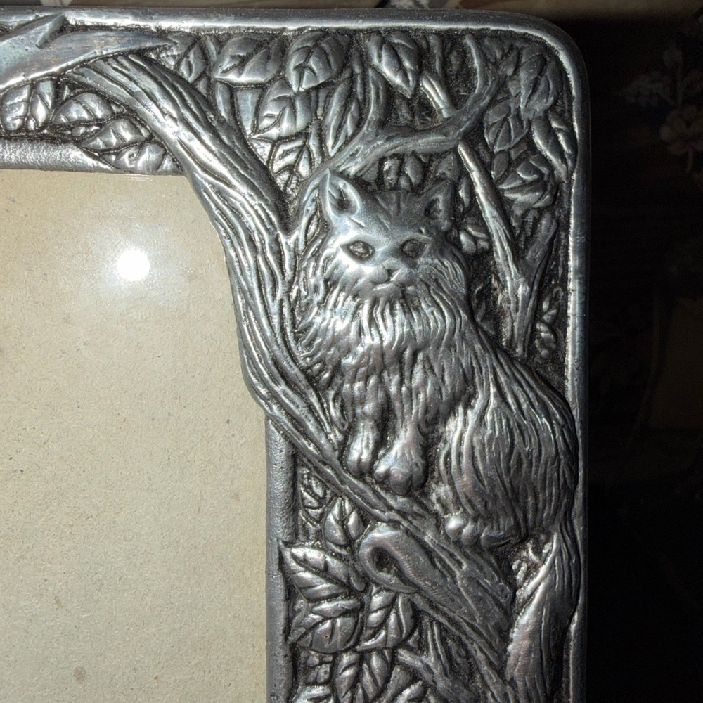 Vintage Arthur Court Cast Aluminum Picture Frame with Cats and Kittens 5x7 - Picture 4 of 8